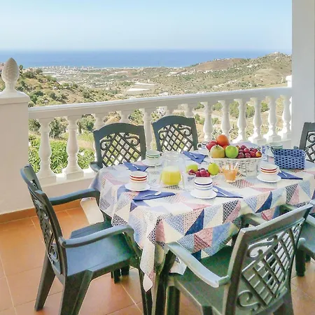 Holiday home Cozy In Torrox, Malaga With Wifi Torrox
