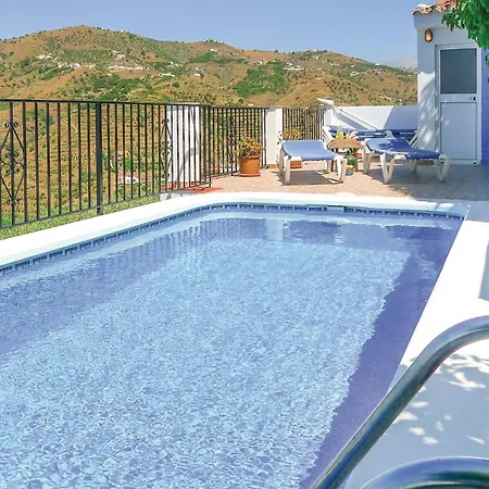 Holiday home Cozy In Torrox, Malaga With Wifi Torrox